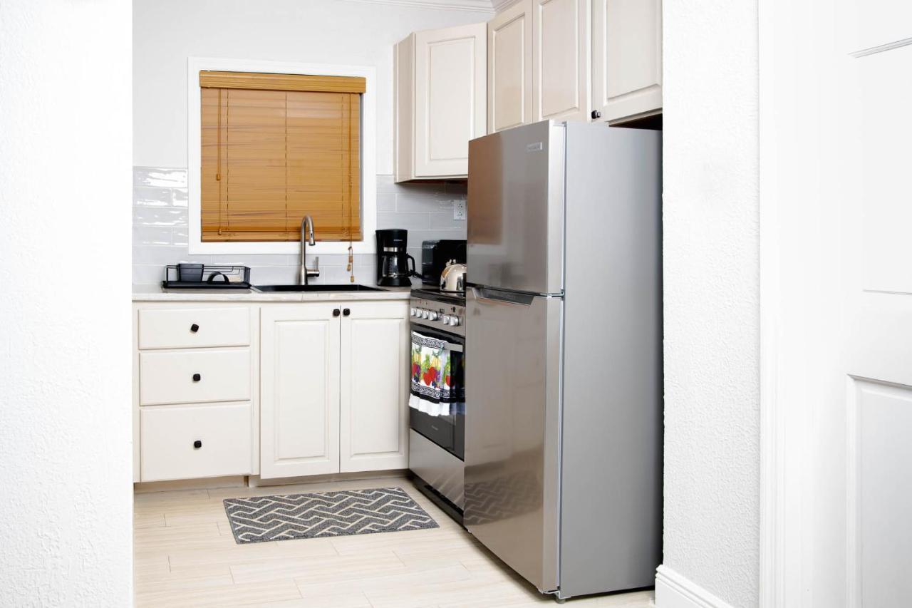 Sheer Bliss Beachview Apt #2 George Town Εξωτερικό φωτογραφία